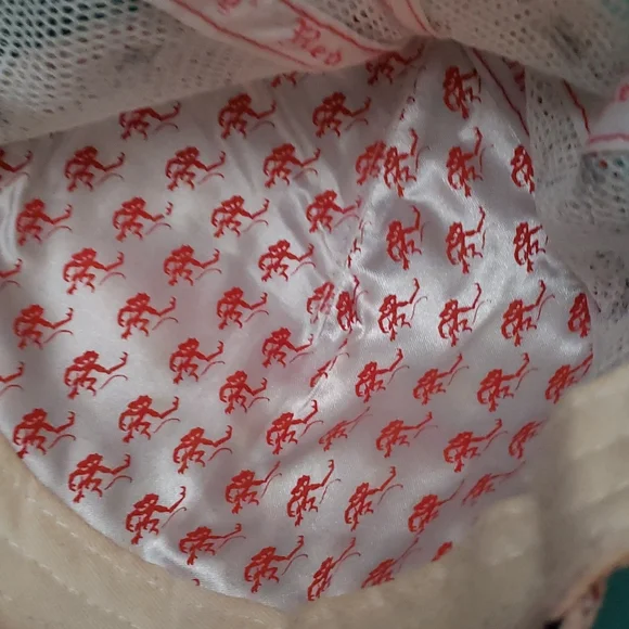 Red Monkey cap - Picture 4 of 4